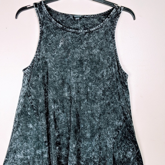 Torrid Tops - Torrid NWOT Black acidwashed shrk Bite Tank Sz 2X